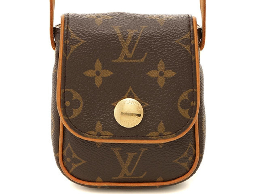 LOUIS VUITTON Pochette Cancun Monogram Bag